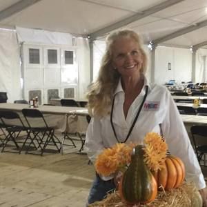 Meet your Posher, Janet